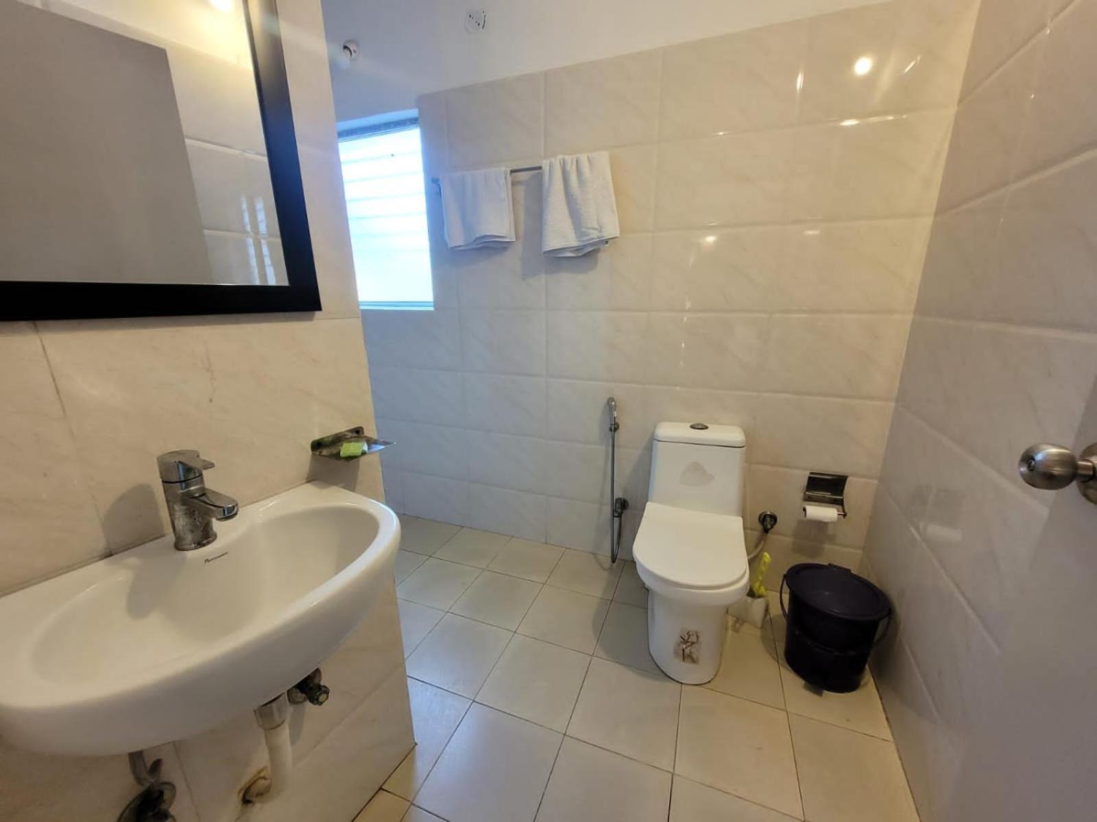 Hilltop Lodge Guwahati Habitación foto
